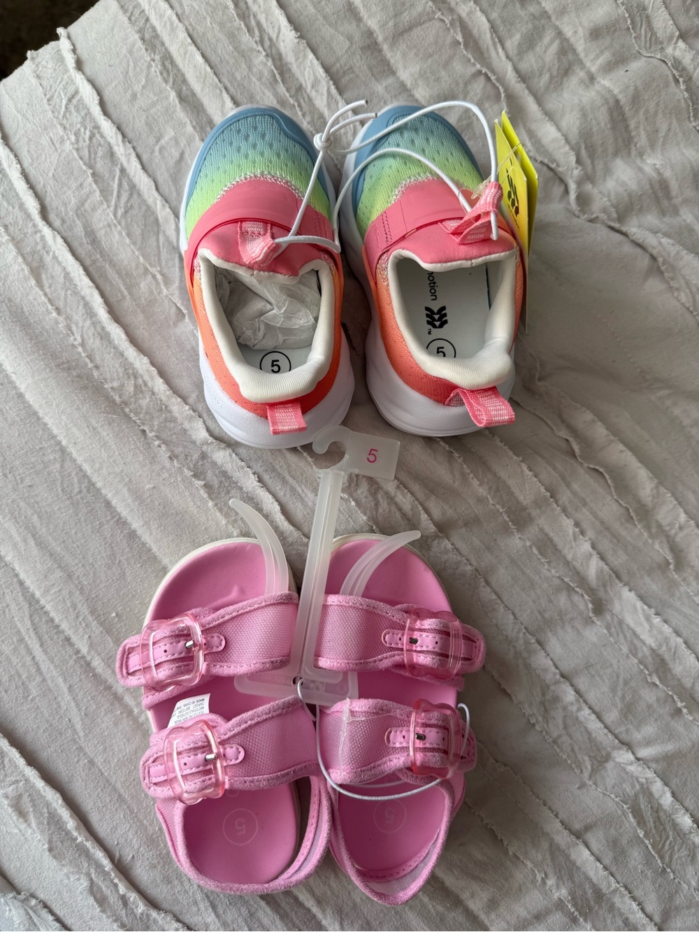 New With Tag Toddler Shoes Tennis Shoes And Sandals Size 5 Pink And Multicolor